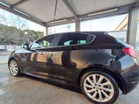 Usata Alfa Romeo Giulietta Exclusive 140 CV (102 kW) 2013 Nero Utilitaria