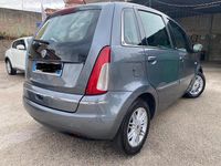 Usata Lancia Musa 95 CV (69 kW) 2012 Grigio Monovolume