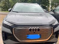 Usata Audi Q4 e-tron Advanced 210 kW (286 CV) 2023 Grigio SUV
