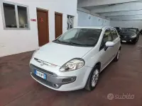Usata Fiat Punto Evo Dynamic 77 CV (56 kW) 2010 Bianco Utilitaria