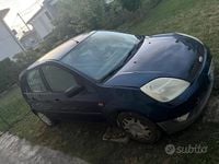Usata Ford Fiesta 75 CV (55 kW) 2002 Blu Utilitaria
