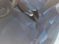 Usata Renault Clio II 58 CV (42 kW) 2000 Grigio Utilitaria