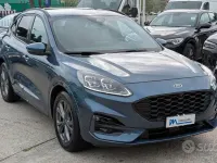 Usata Ford Kuga 120 CV (88 kW) 2023 Blu SUV