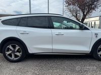 Usata Ford Focus Active 120 CV (88 kW) 2019 Bianco Station wagon