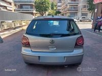 Usata VW Polo 69 CV (50 kW) 2006 Grigio Utilitaria