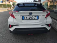 Usata Toyota C-HR Trend 122 CV (89 kW) 2018 Bianco SUV