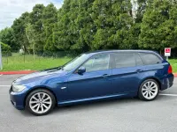 Usata BMW 318 Efficient Dynamics 143 CV (105 kW) 2010 Blu Station wagon
