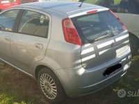 Usata Fiat Grande Punto 65 CV (47 kW) 2007 Grigio Utilitaria