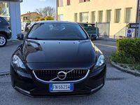 Usata Volvo V40 Kinetic 120 CV (88 kW) 2018 Nero Berlina