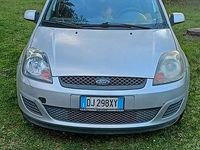 Usata Ford Fiesta 2007 Grigio Utilitaria