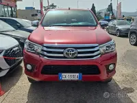 Usata Toyota HiLux Executive 150 CV (110 kW) 2018 Rosso Pick-up