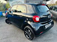 Usata Smart ForFour 71 CV (52 kW) 2019 Nero Utilitaria
