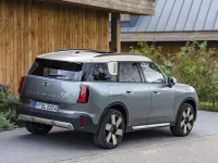 Nuova Mini Cooper Countryman Classic 204 CV (150 kW) 2026 Argento SUV