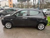 Usata Lancia Ypsilon Gold 69 CV (50 kW) 2016 Nero Utilitaria