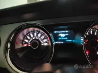 Usata Ford Mustang 989 CV (727 kW) 2014 Grigio Cabrio