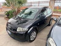 Usata Audi A2 75 CV (55 kW) 2004 Grigio Utilitaria