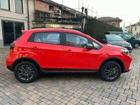 Nuova EMC QUATTRO 103 CV (75 kW) 2025 Rosso extraserie SUV