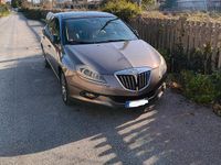 Usata Lancia Delta 190 CV (139 kW) 2009 Marrone Utilitaria