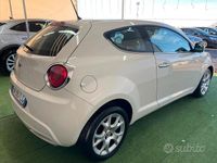Usata Alfa Romeo MiTo 105 CV (77 kW) 2012 Beige Utilitaria