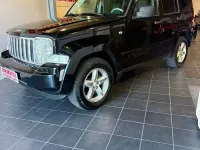 Usata Jeep Cherokee 177 CV (130 kW) 2009 Nero SUV