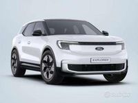 Usata Ford Explorer Extended Range 250 kW (340 CV) 2024 Frozen white SUV