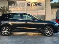 Usata Maserati Levante GranLusso 275 CV (202 kW) 2018 Nero SUV