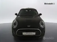 Usata Mini ONE 102 CV (75 kW) 2022 Midnight black metallizzato Utilitaria