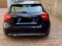 Usata Mercedes A180 109 CV (80 kW) 2017 Berlina