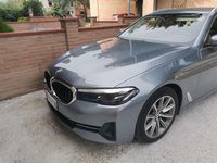 Usata BMW 520 190 CV (139 kW) 2022 Grigio Station wagon