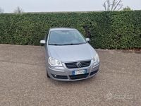 Usata VW Polo Comfortline 64 CV (47 kW) 2006 Grigio Utilitaria
