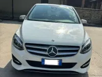 Usata Mercedes B180 109 CV (80 kW) 2018 Bianco Utilitaria