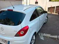 Usata Opel Corsa 86 CV (63 kW) 2011 Bianco Utilitaria