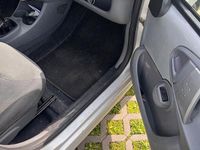 Usata Peugeot 107 68 CV (50 kW) 2007 Grigio Utilitaria