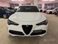 Usata Alfa Romeo Stelvio Veloce 209 CV (153 kW) 2023 Bianco SUV