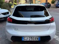 Usata Peugeot 208 Allure 102 CV (75 kW) 2022 Bianco Utilitaria