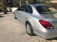 Usata Mercedes C180 116 CV (85 kW) 2019 Grigio Berlina