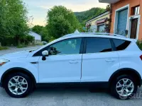 Usata Ford Kuga 140 CV (102 kW) 2011 Bianco SUV