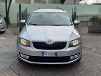 Usata Skoda Octavia 110 CV (80 kW) 2017 Argento Station wagon