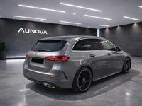 Usata Mercedes B220 Premium 224 CV (164 kW) 2019 Grigio Monovolume