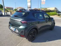 Usata Dacia Sandero Extreme 110 CV (80 kW) 2026 Verde Berlina