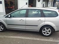Usata Ford Focus Style 90 CV (66 kW) 2007 Grigio Station wagon