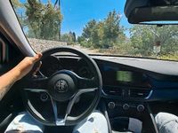 Usata Alfa Romeo Giulia 150 CV (110 kW) 2017 Grigio Berlina