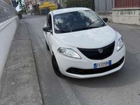 Usata Lancia Ypsilon Platinum 69 CV (50 kW) 2018 Utilitaria