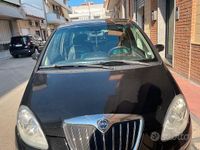 Usata Lancia Musa 90 CV (66 kW) 2008 Nero Monovolume