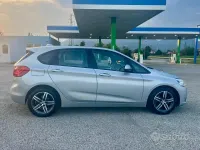 Usata BMW 216 Active Tourer Sport Line 116 CV (85 kW) 2015 Grigio Monovolume