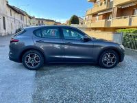 Usata Alfa Romeo Stelvio Super 179 CV (131 kW) 2017 Grigio SUV