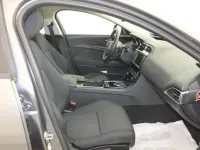 Usata Jaguar XE 180 CV (132 kW) 2018 Arancione Berlina