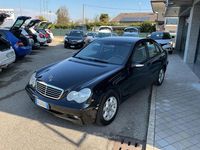 Usata Mercedes C200 122 CV (89 kW) 2003 Nero Berlina