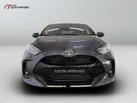 Nuova Toyota Yaris Hybrid Lounge 131 CV (96 kW) 2026 Dark grey met Berlina