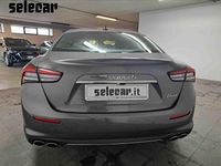 Usata Maserati Ghibli GT 330 CV (242 kW) 2024 N5j grigio quantum Berlina